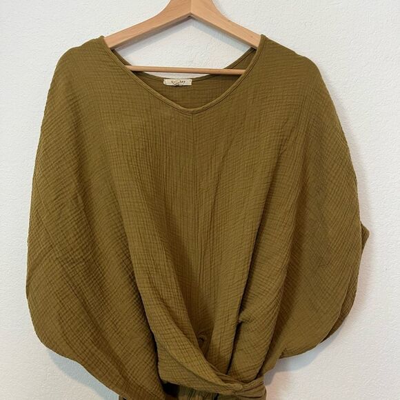 Elegant Olive Midi Dress - Picture 3 of 6